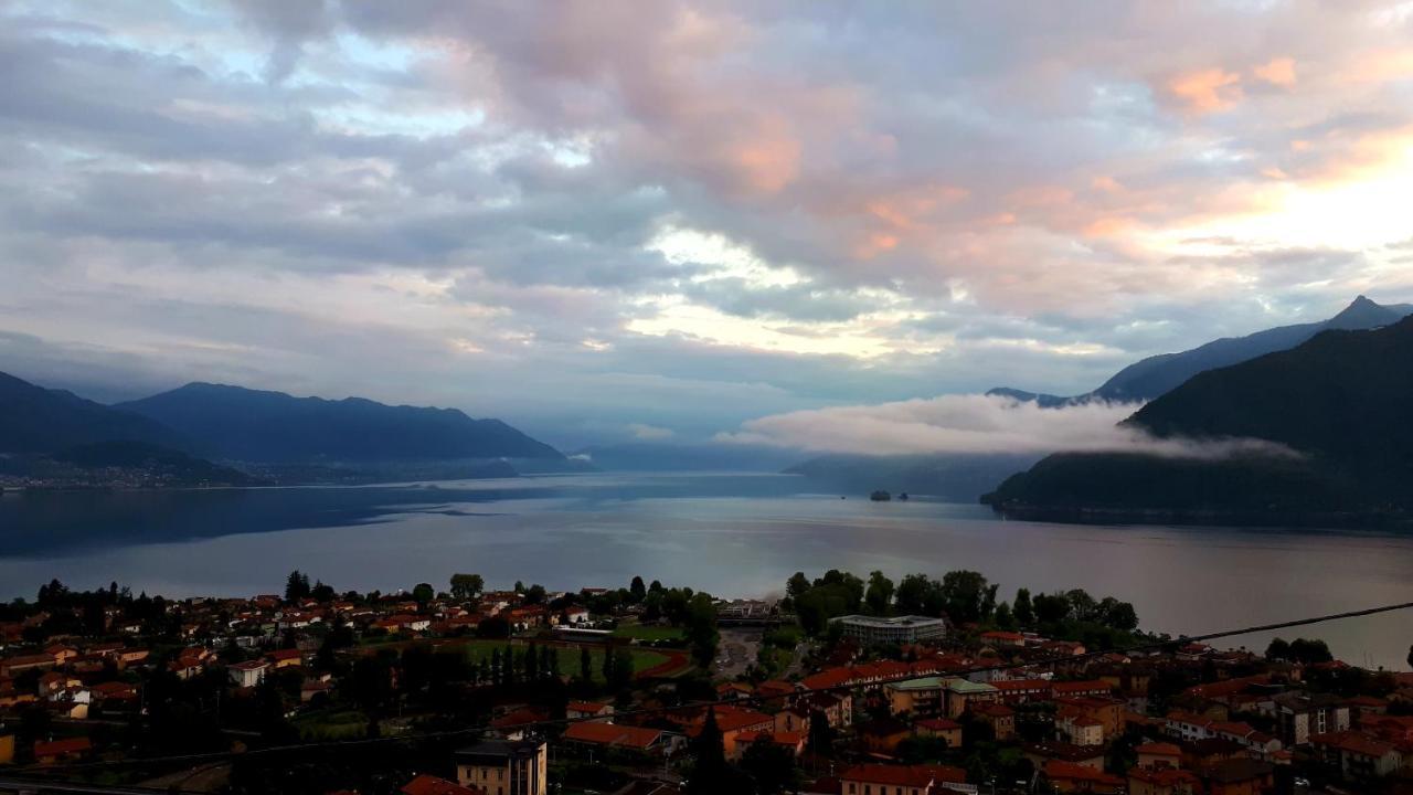Sole & Lago-Lake Maccagno Extérieur photo