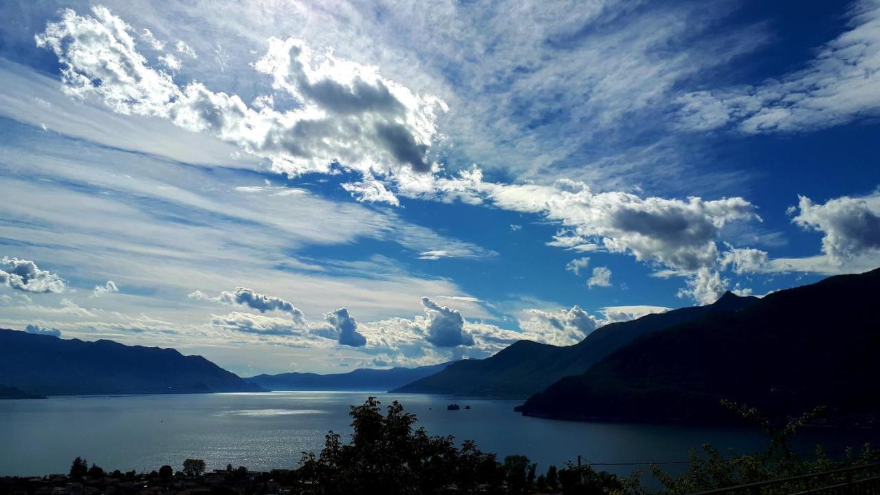 Sole & Lago-Lake Maccagno Extérieur photo